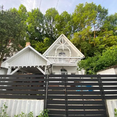 Apartament Manland Pincelak